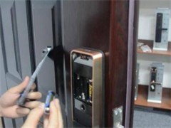 洛宁开锁服务 专业、高效，守护您的家门安全